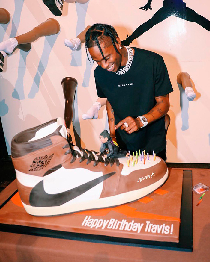 Джорданы коллаборация с Travis Scott