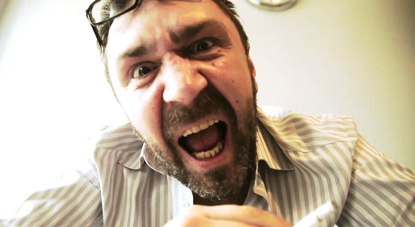 Сергей Шнуров баттлится на Versus? Похоже на то