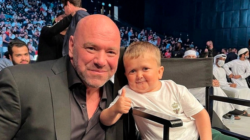 Хасбика подписали в UFC