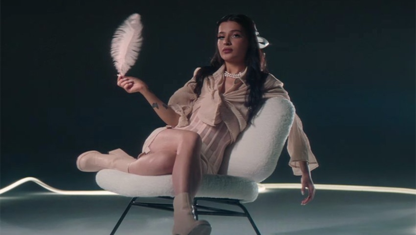 нюша клипы. ужасные отрывки из фильмов. клип ломка. дневник баскетболиста ломка. ломка фильм 2021.