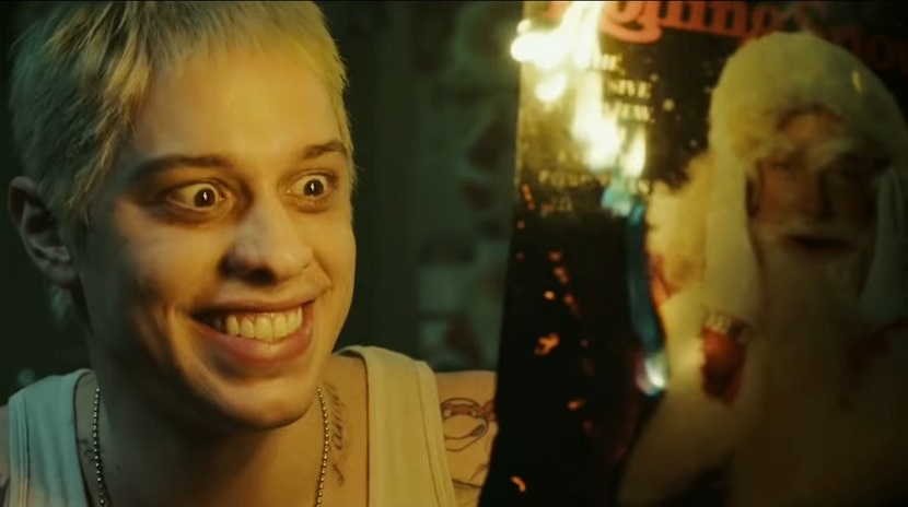 SNL снял рождественскую пародию на "Stan" Эминема