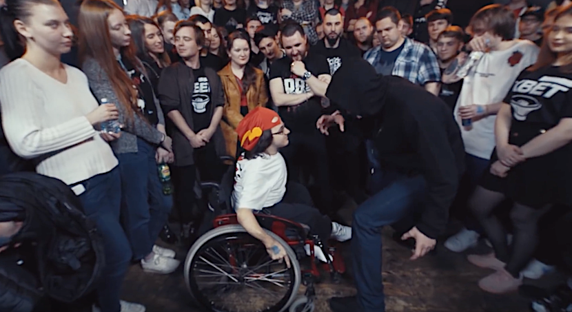 Drago versus. Comedy баттл битва за кадром. шоу камеди батл судьи.