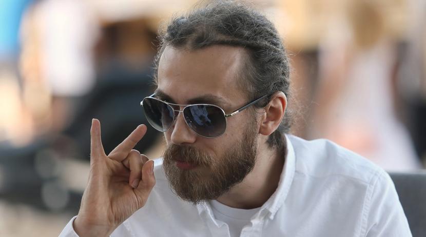 Децл выпустил инструментальный альбом "μετεμψύχωσις"