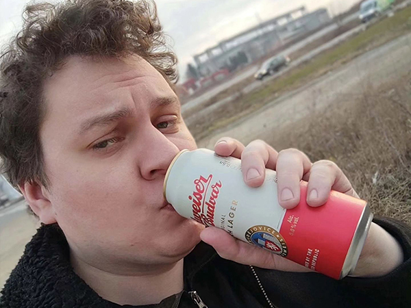 Хованский женился