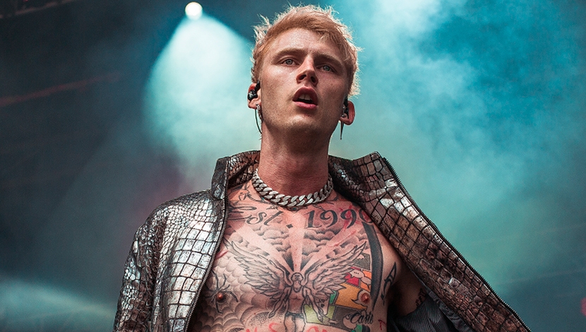 Machine Gun Kelly Yungblud Travis Barker